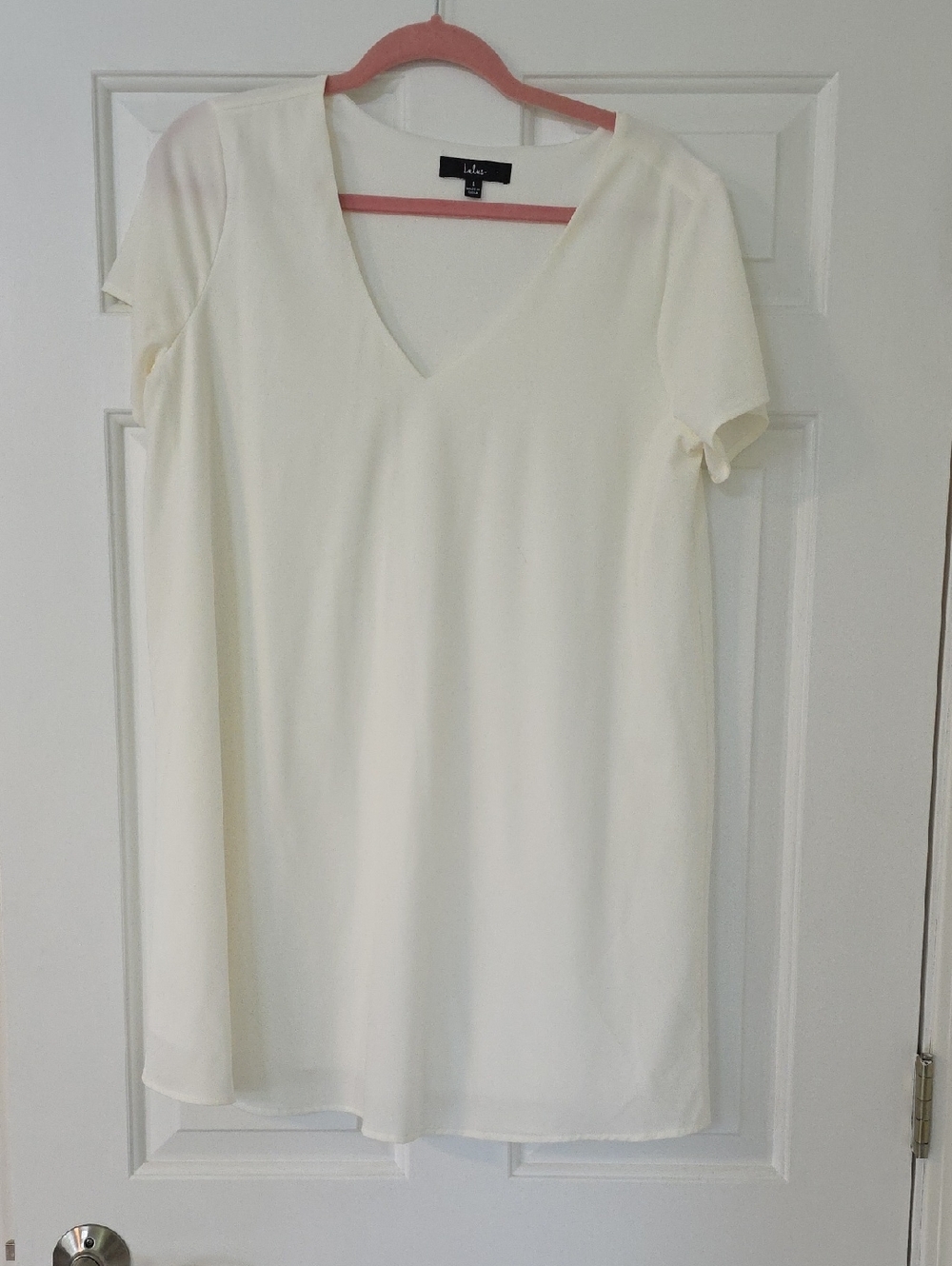Lulu's Cream V-Neck Short Sleeve Shift Dress